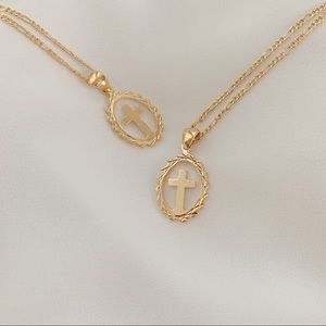 Cross Necklace | 18k Gold Filled
